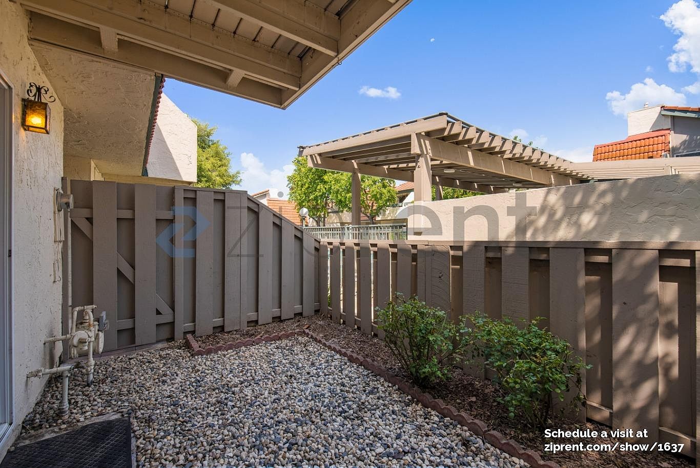 3169 Payne Ave photo 2