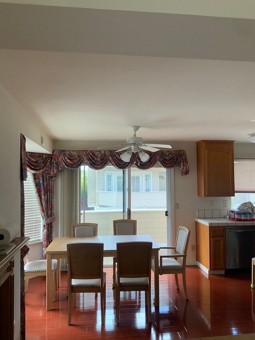 728 Hibiscus Pl photo 3