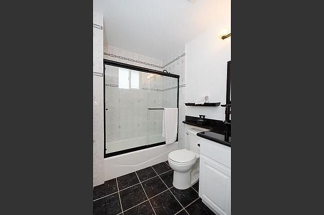 4204 Latimer Ave photo 3