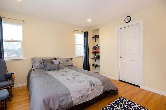4204 Latimer Ave photo 2