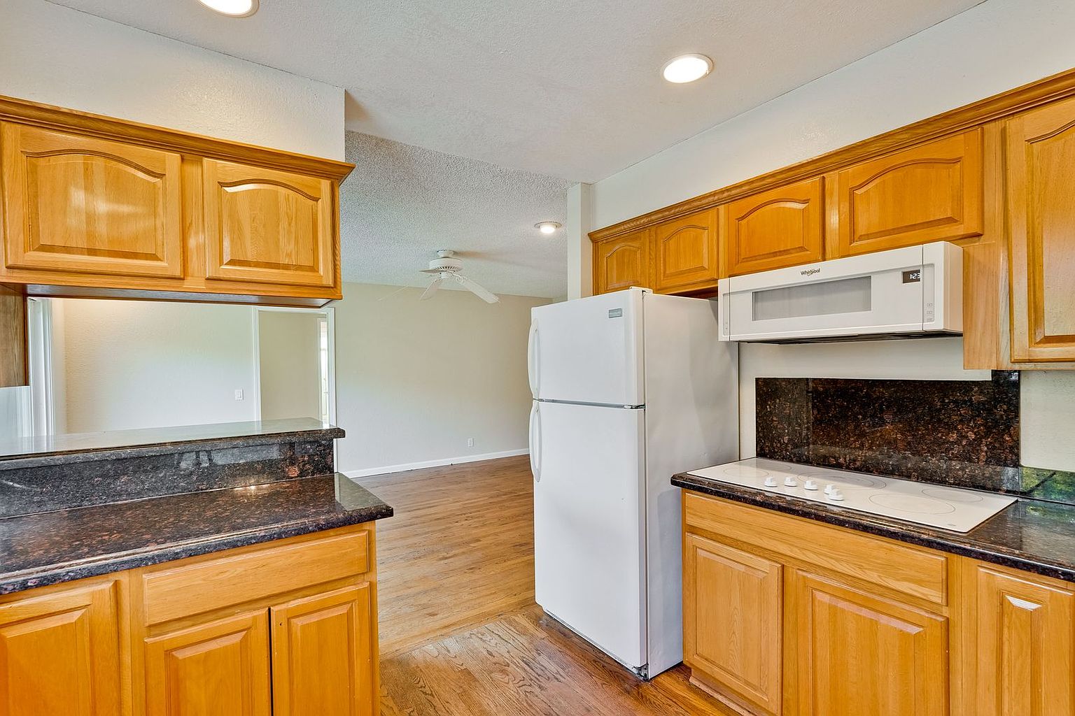 10534 Deodara Dr photo 2
