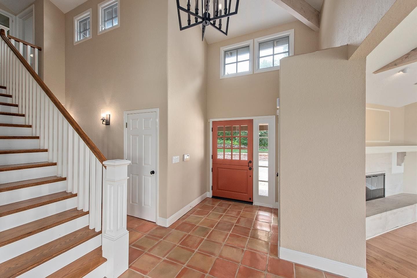 12200 Edgecliff Pl photo 3