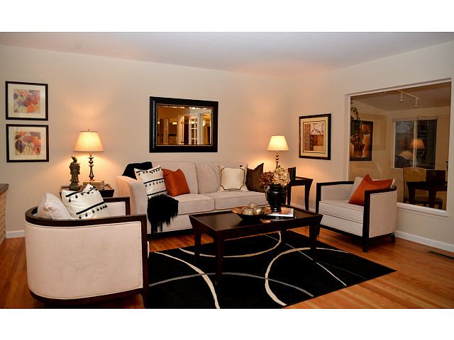 7428 Tiptoe Ln photo 3