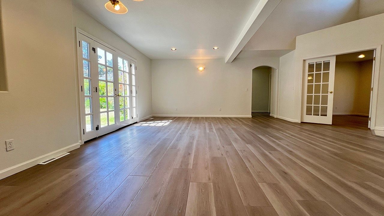 10530 Rampart Ave photo 5