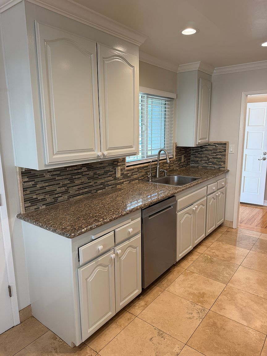 1307 Teresita Dr photo 4