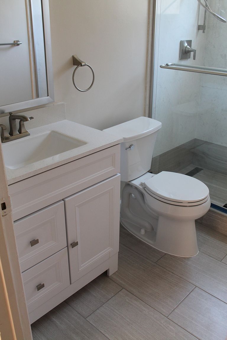 1220 Burkette Dr photo 3