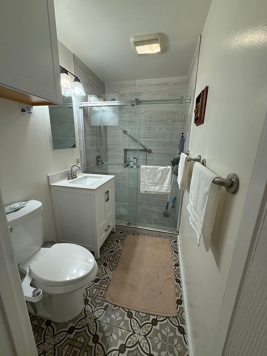 18581 Cox Ave photo 4