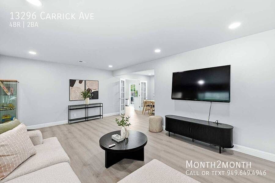 13296 Carrick Ave photo 5