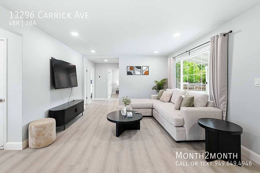 13296 Carrick Ave photo 2