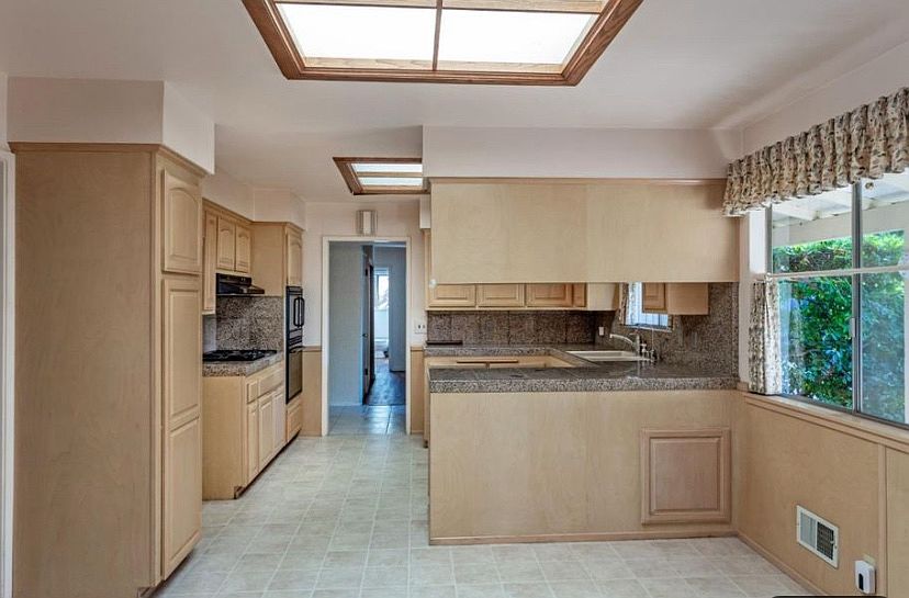104 Verona Ct photo 4