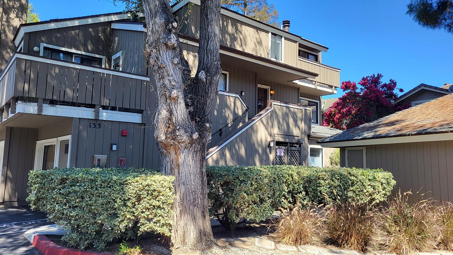 Bright Campbell Condo With Vaulted Ceilings &amp; Private Balconies photo 2