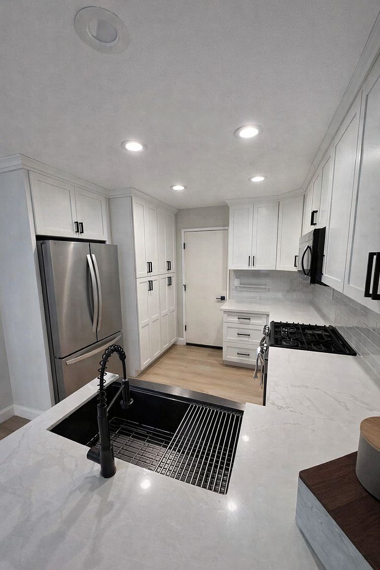 100 Chalet Woods Cir photo 4