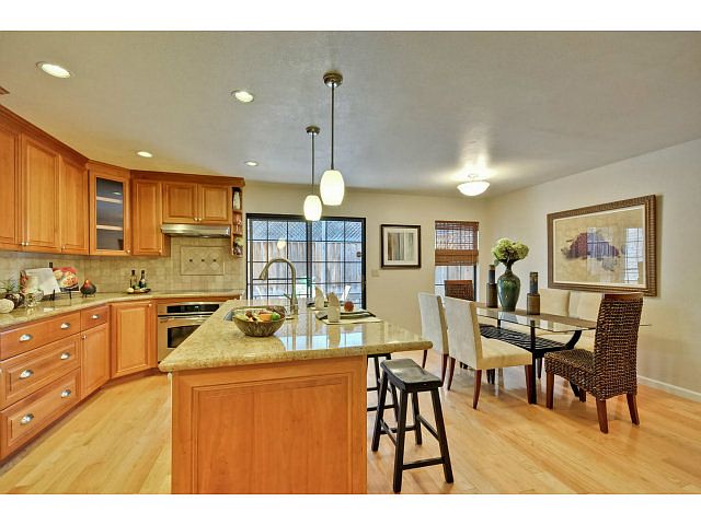 116 Redding Rd photo 5