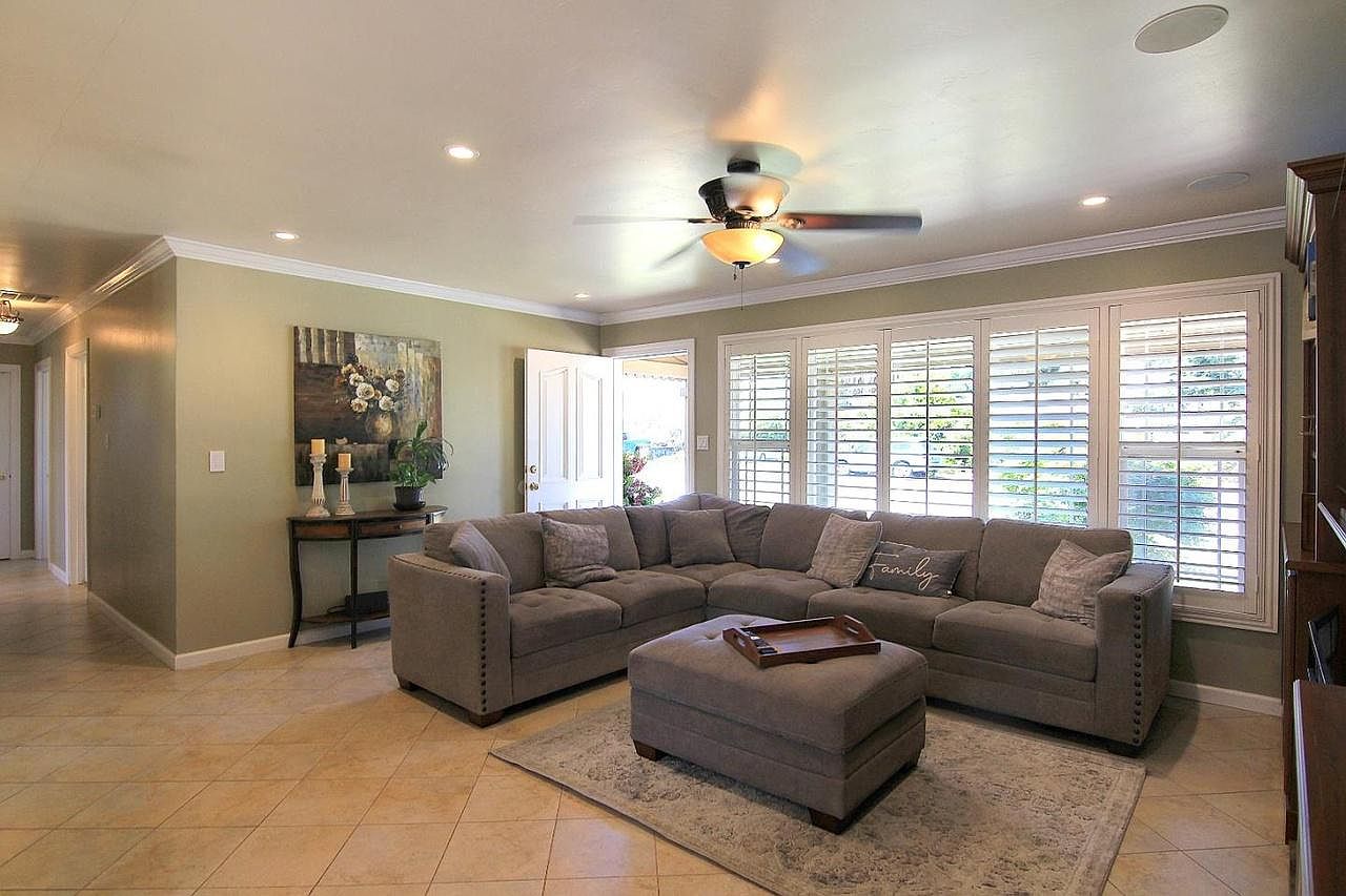 14300 Bercaw Ln photo 3