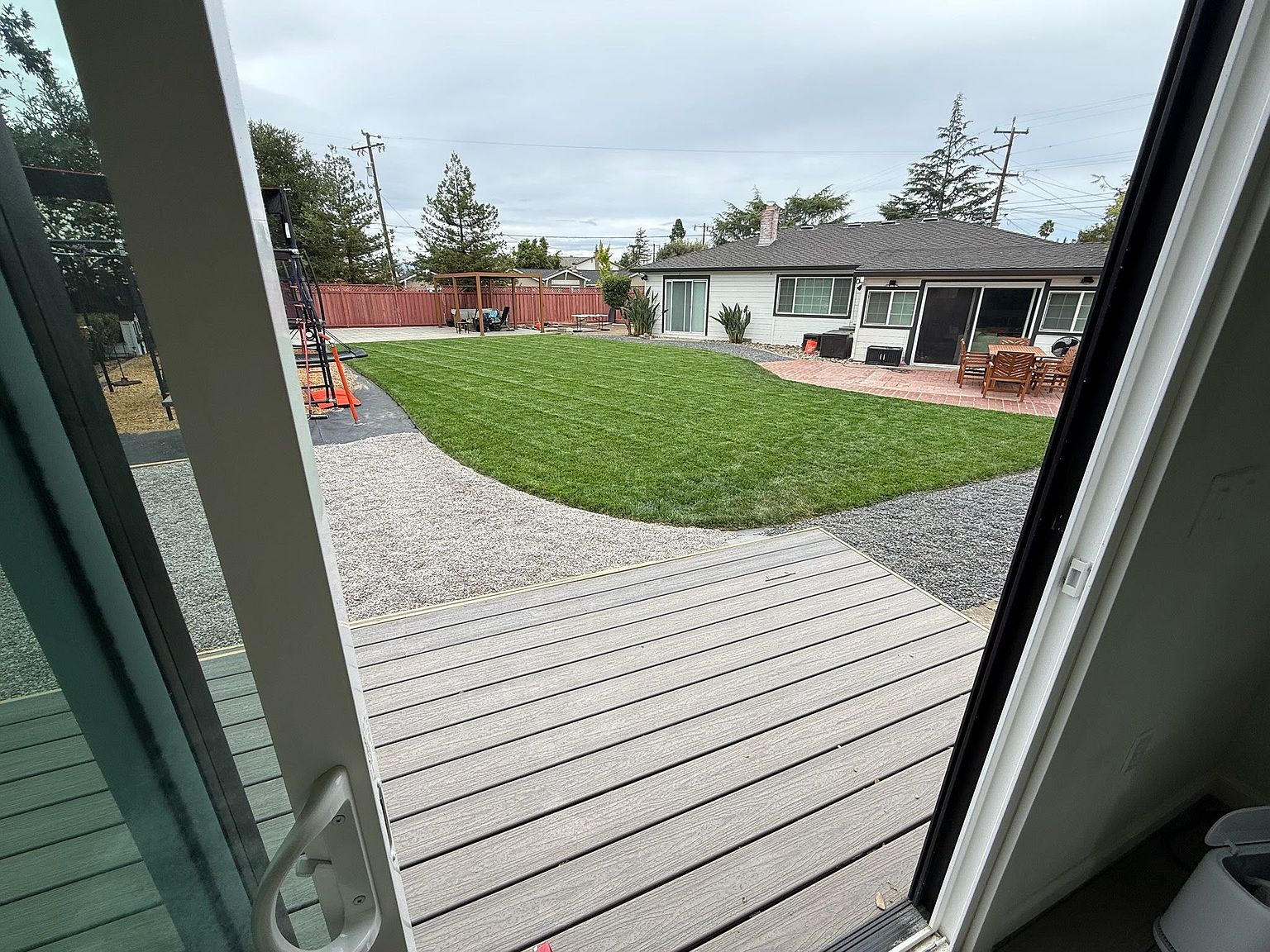 14661 Charmeran Ave photo 2