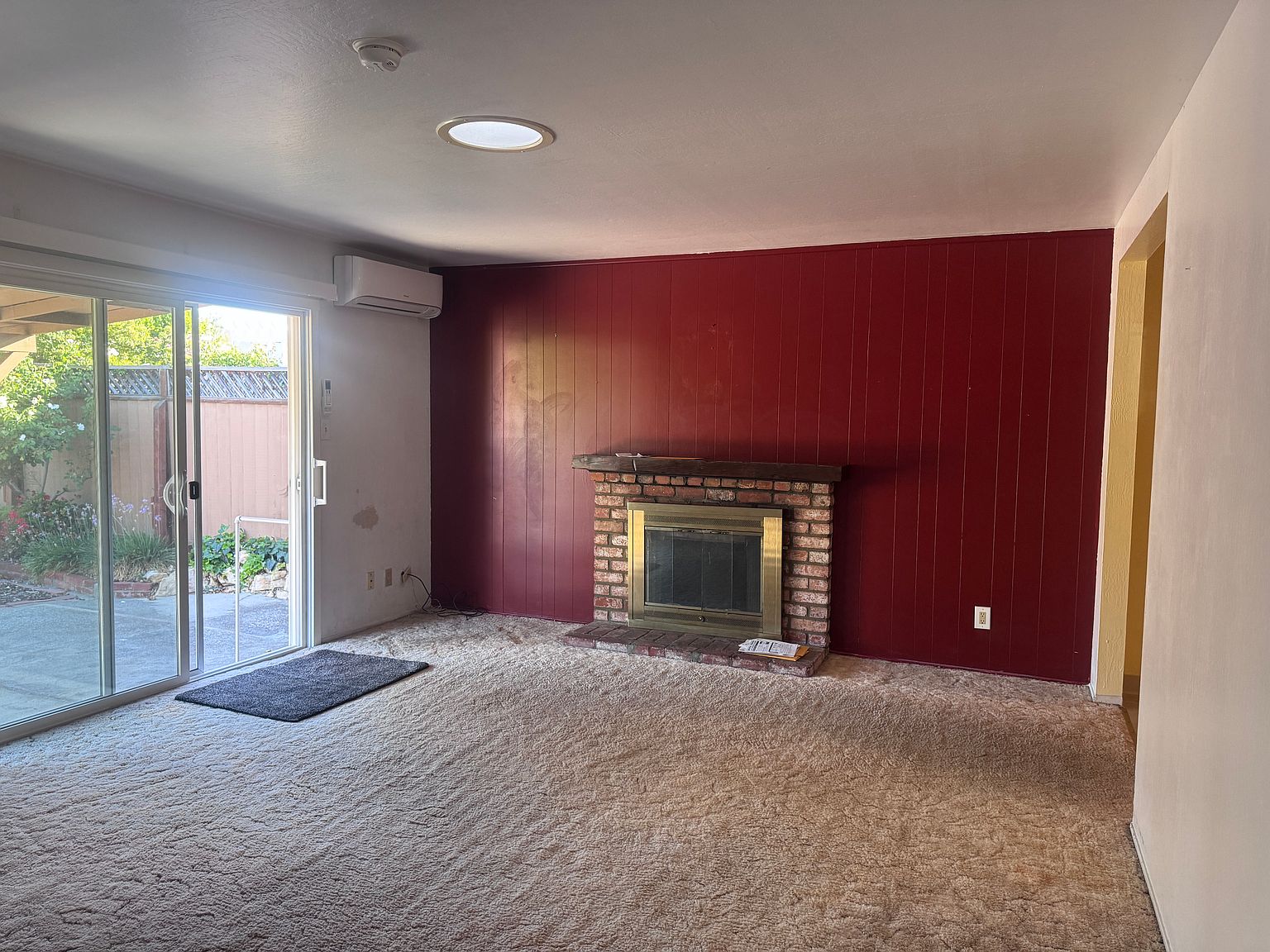 1808 Ronie Way photo 4
