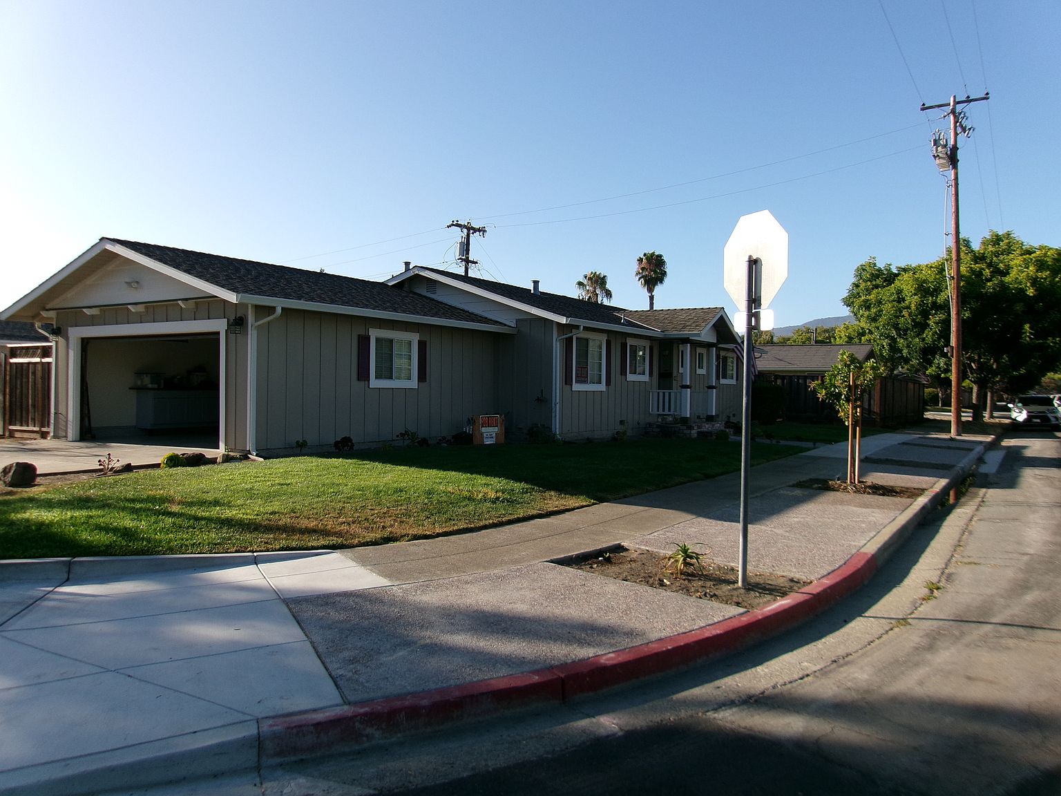 4470 Sally Dr photo 3