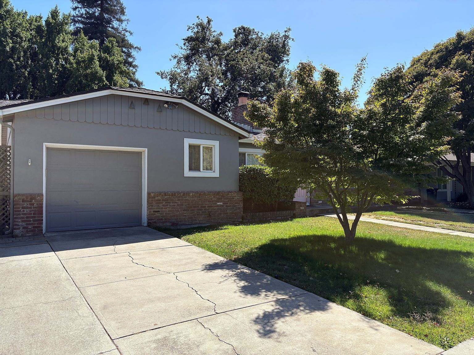 1556 Camino Monde photo 3