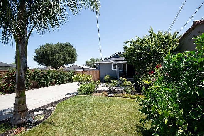 1180 Palm St photo 2