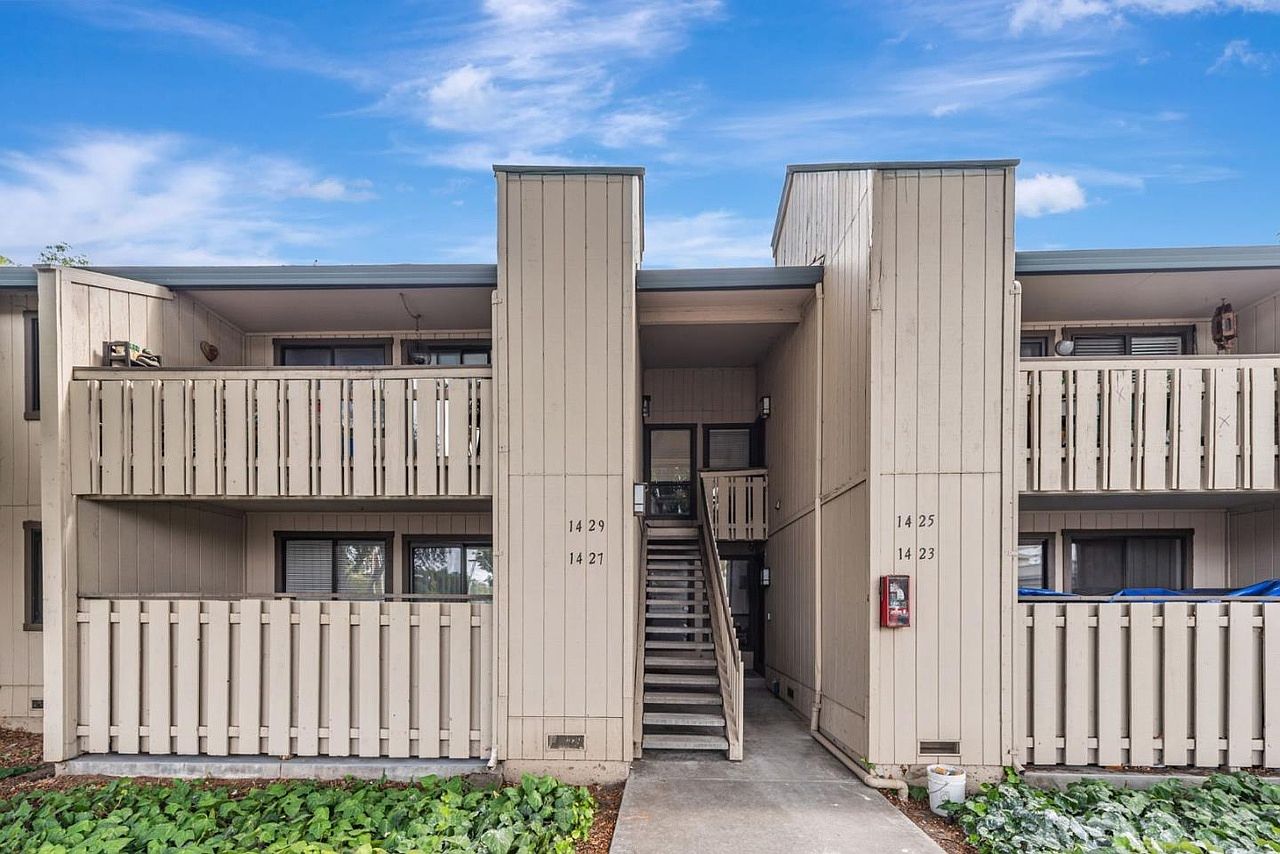 1427 Alma Loop photo 4