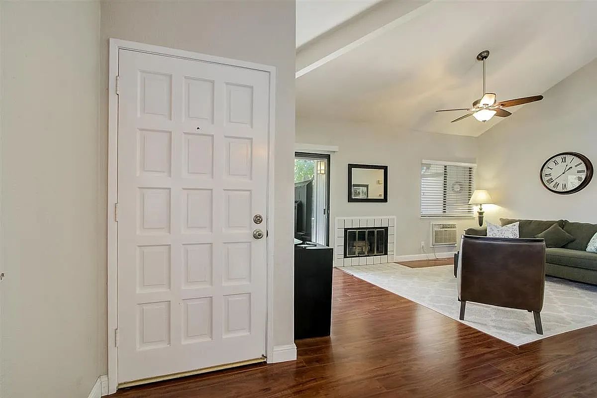 Condos on Alma Way · San Jose photo 5