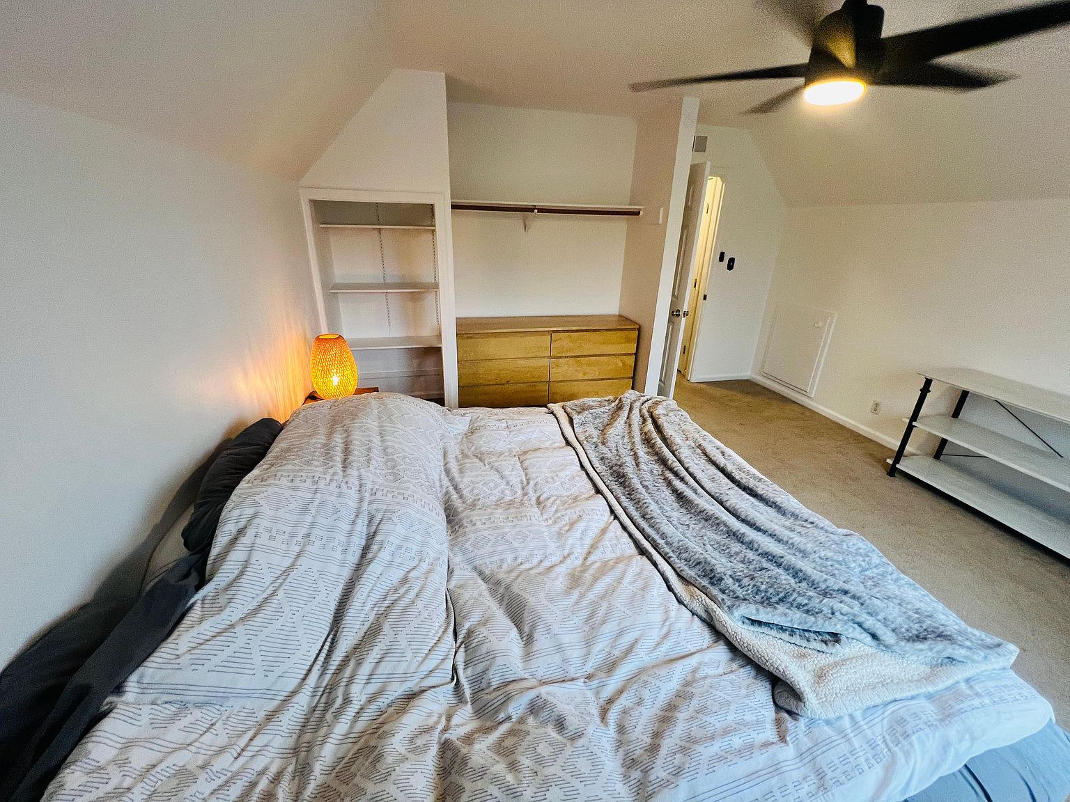 1846 Frobisher Way photo 5