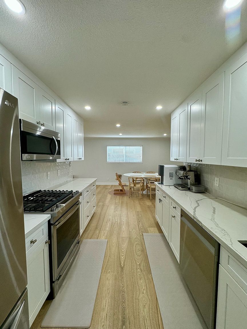 1648 Trona Way photo 4