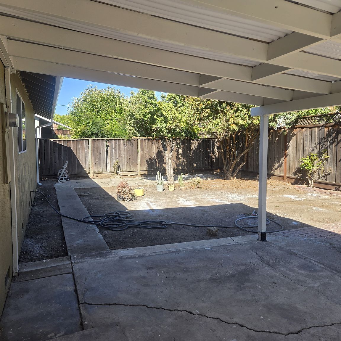 1531 Jacob Ave photo 4