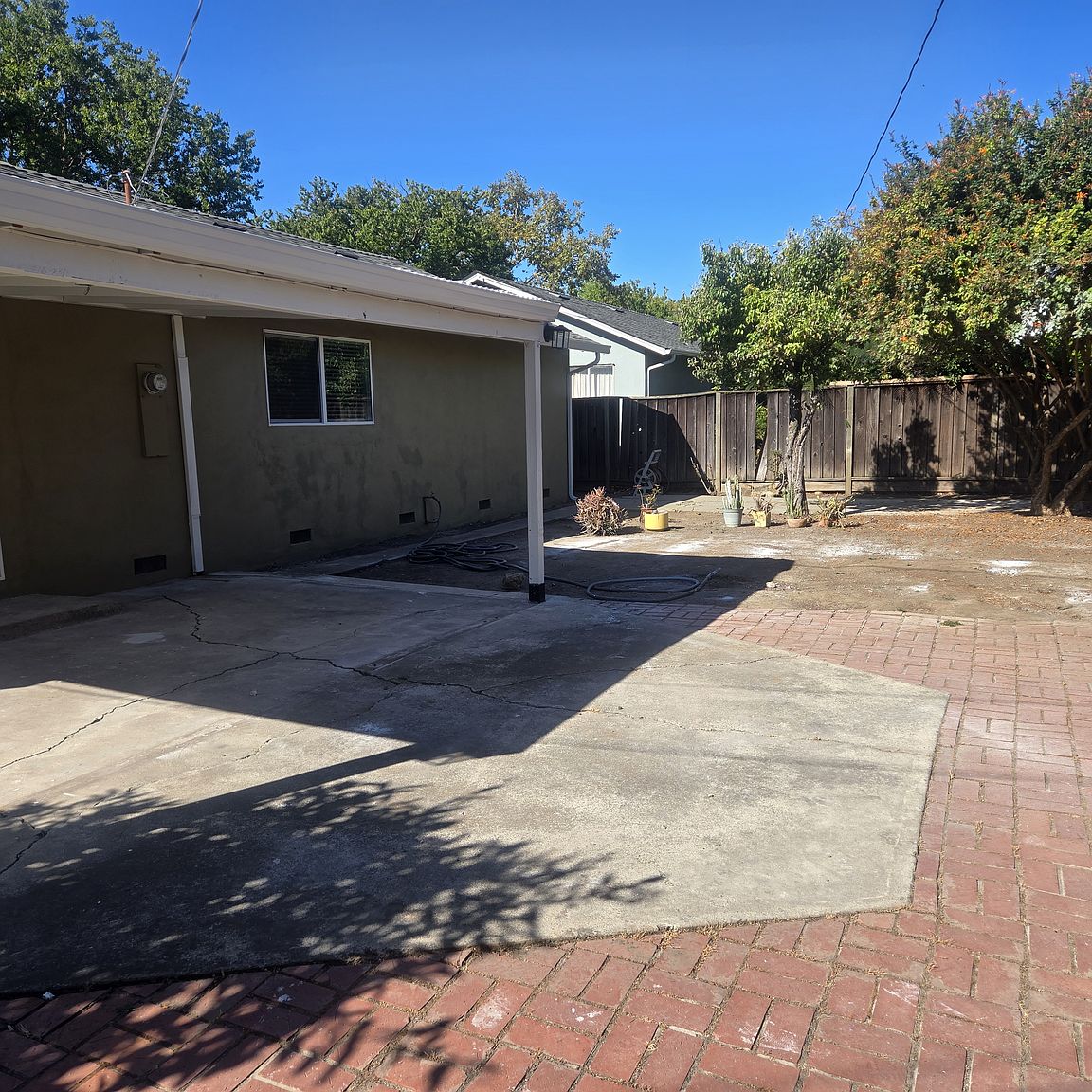 1531 Jacob Ave photo 2