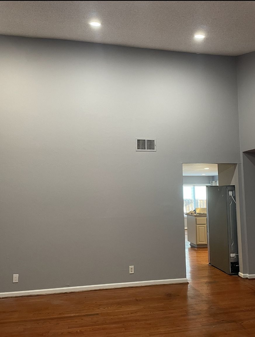 334 Lassenpark Cir photo 3