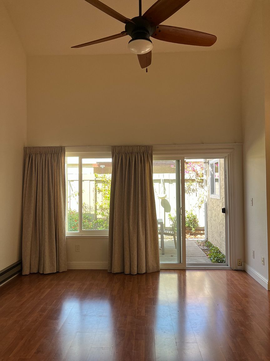 190 Truckee Ln photo 3