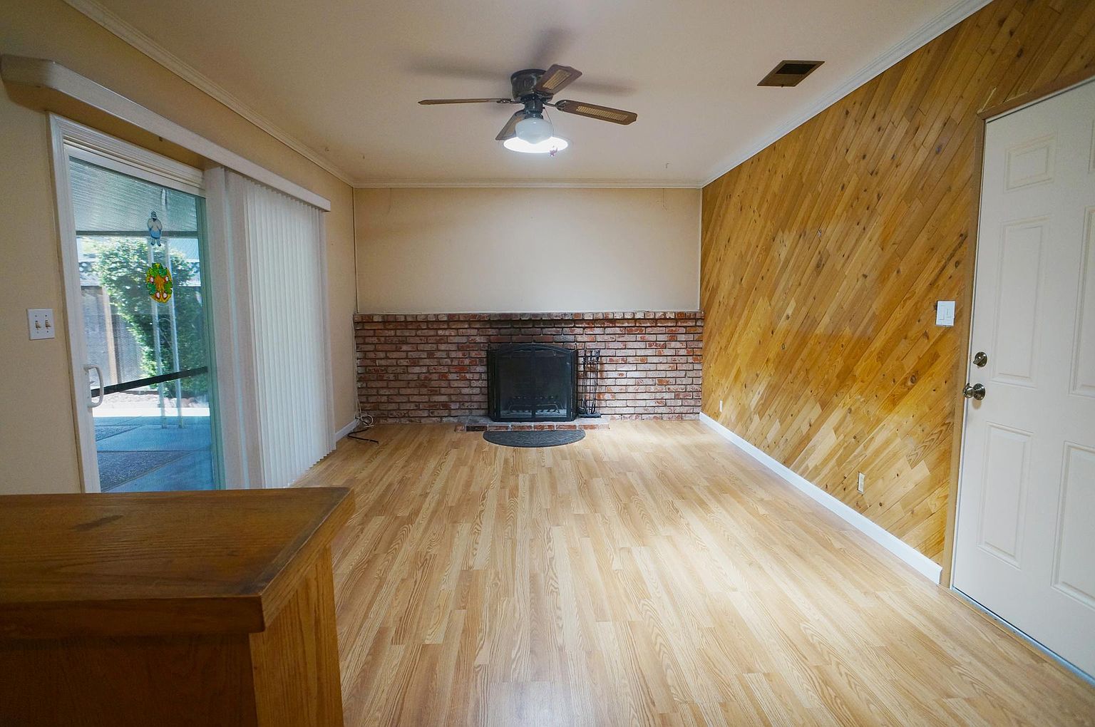 5411 Woodhurst Ln photo 4