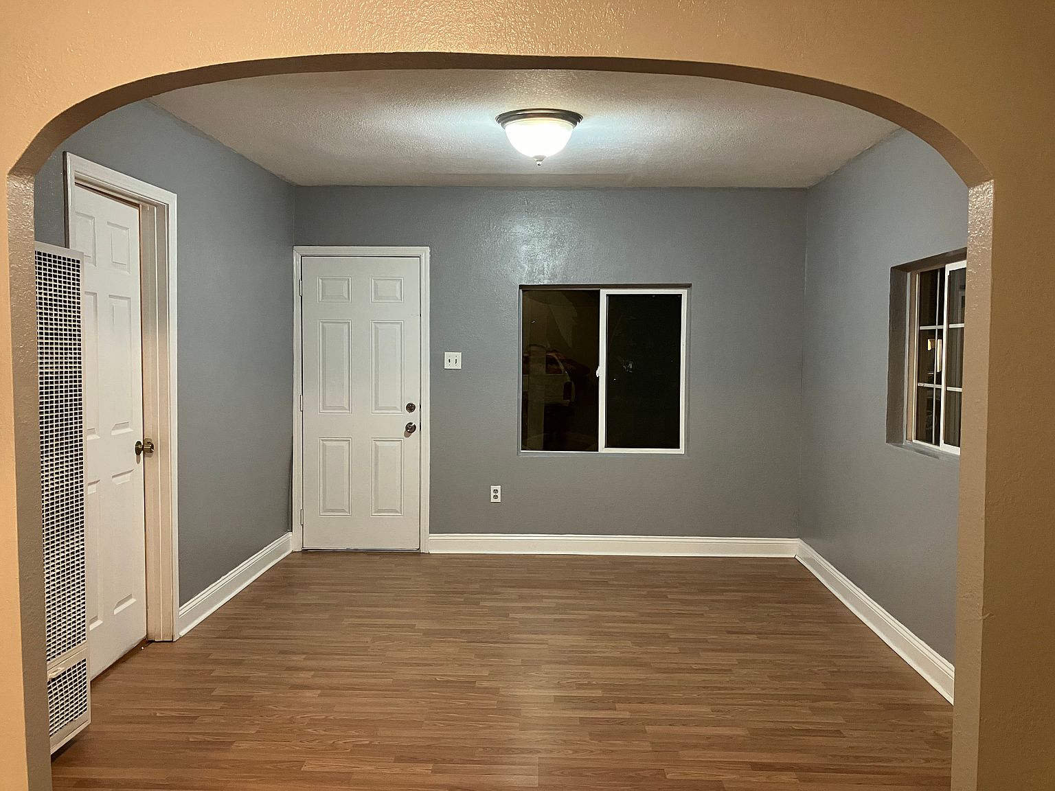 241 San Antonio Ct photo 2