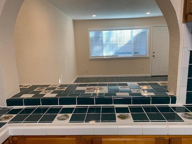 2126 Alexian Dr photo 5
