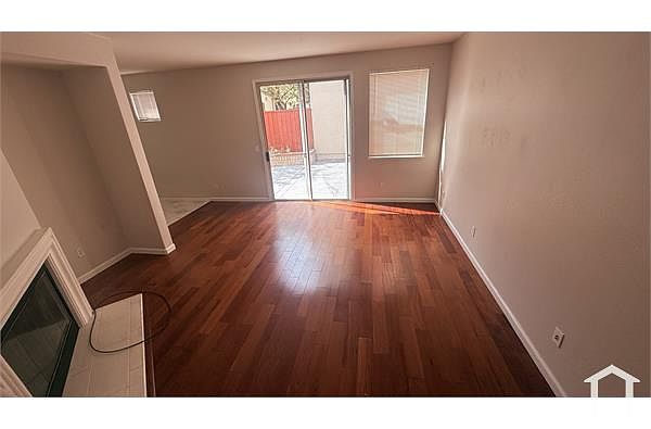 3079 Florence Ave photo 5