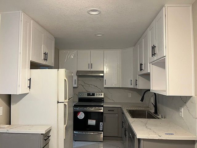 128 Rose Ln photo 5