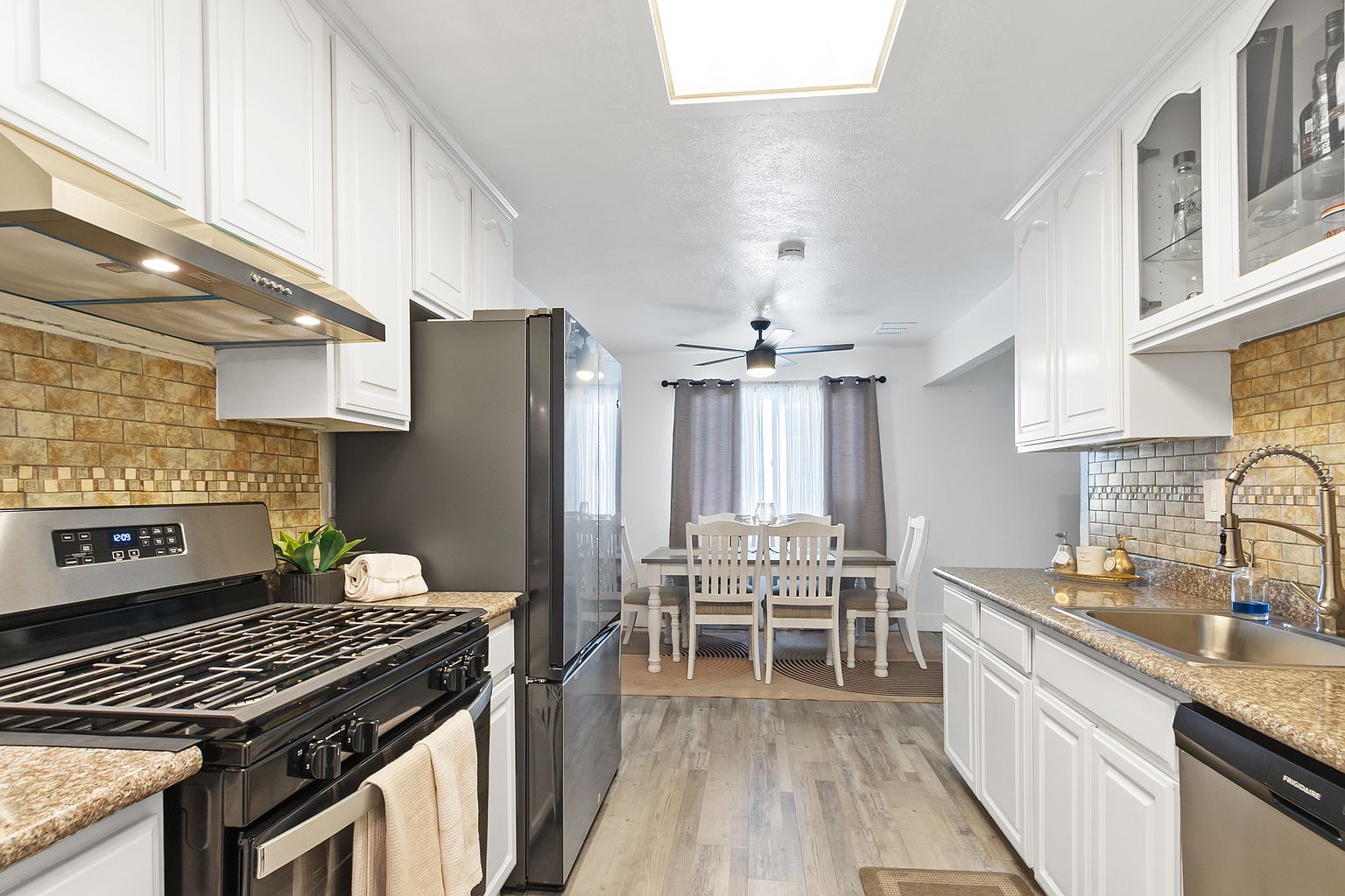 1664 Nugget Ct photo 5
