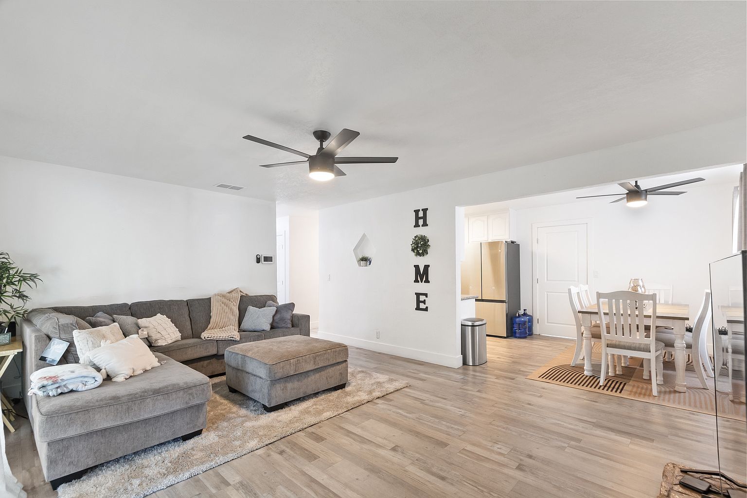 1664 Nugget Ct photo 2