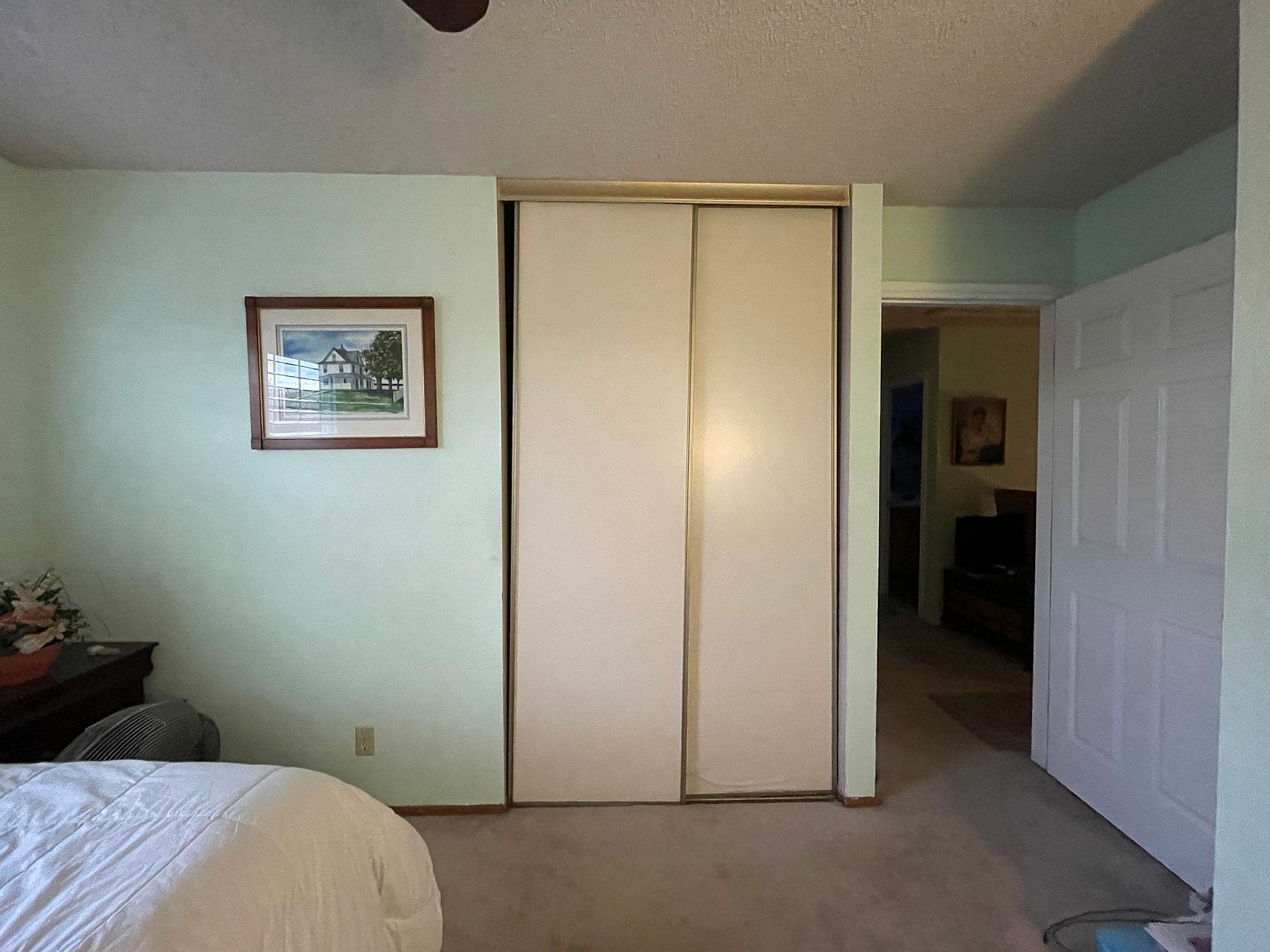 1295 Runshaw Pl photo 2