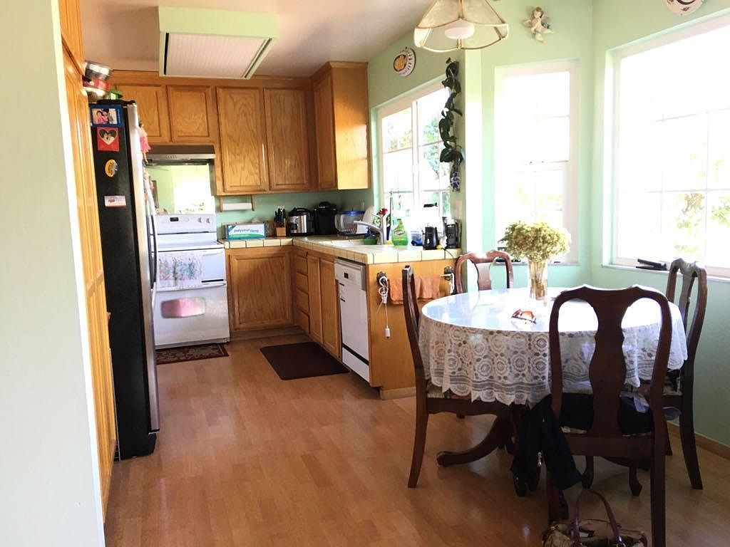 1295 Runshaw Pl photo 5