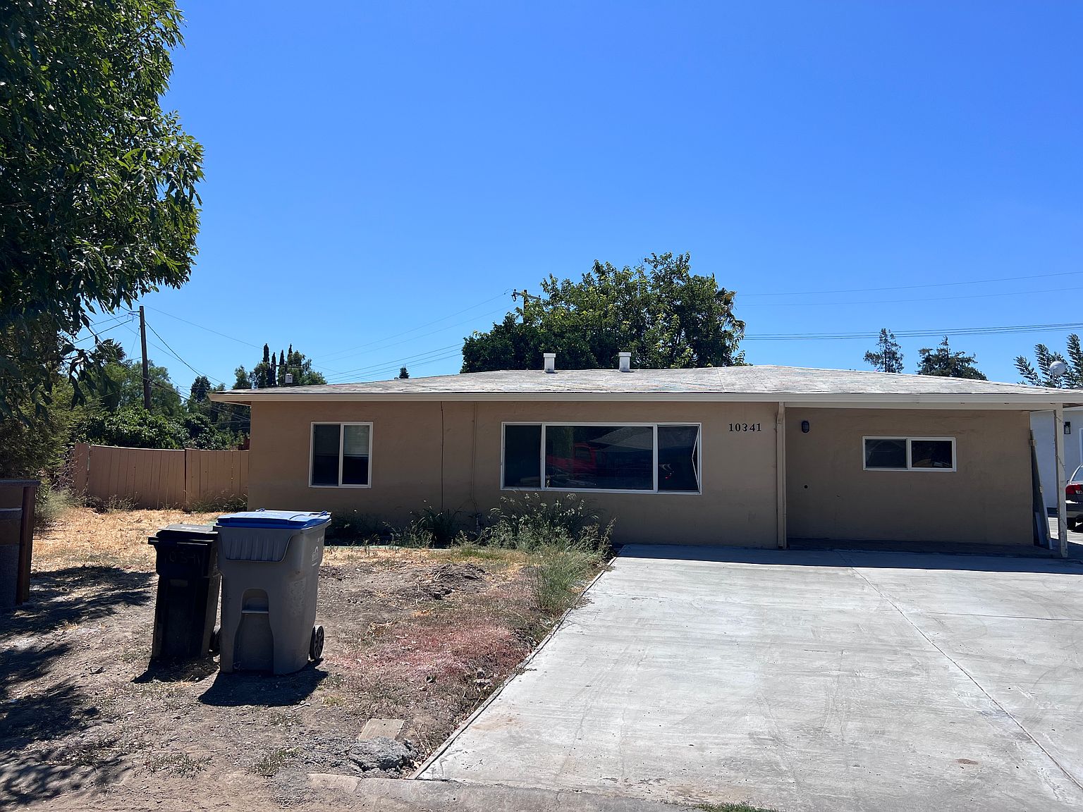 10341 Haga Way photo 2