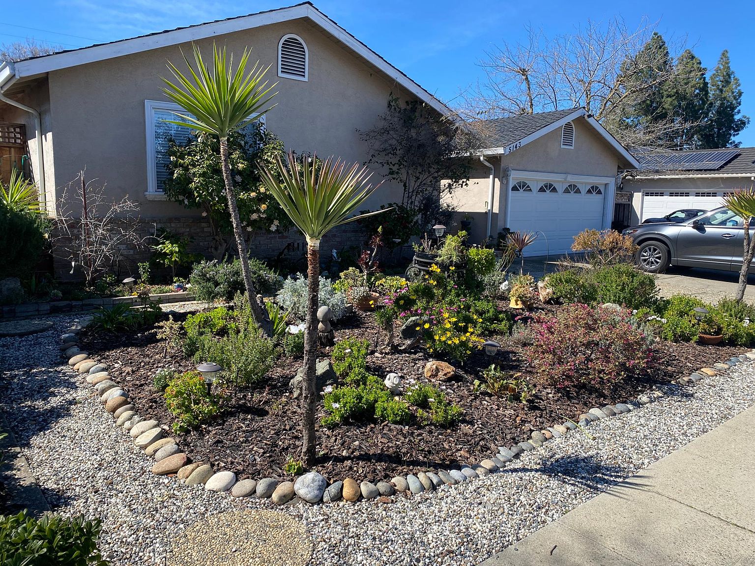 5143 Rafton Dr photo 3