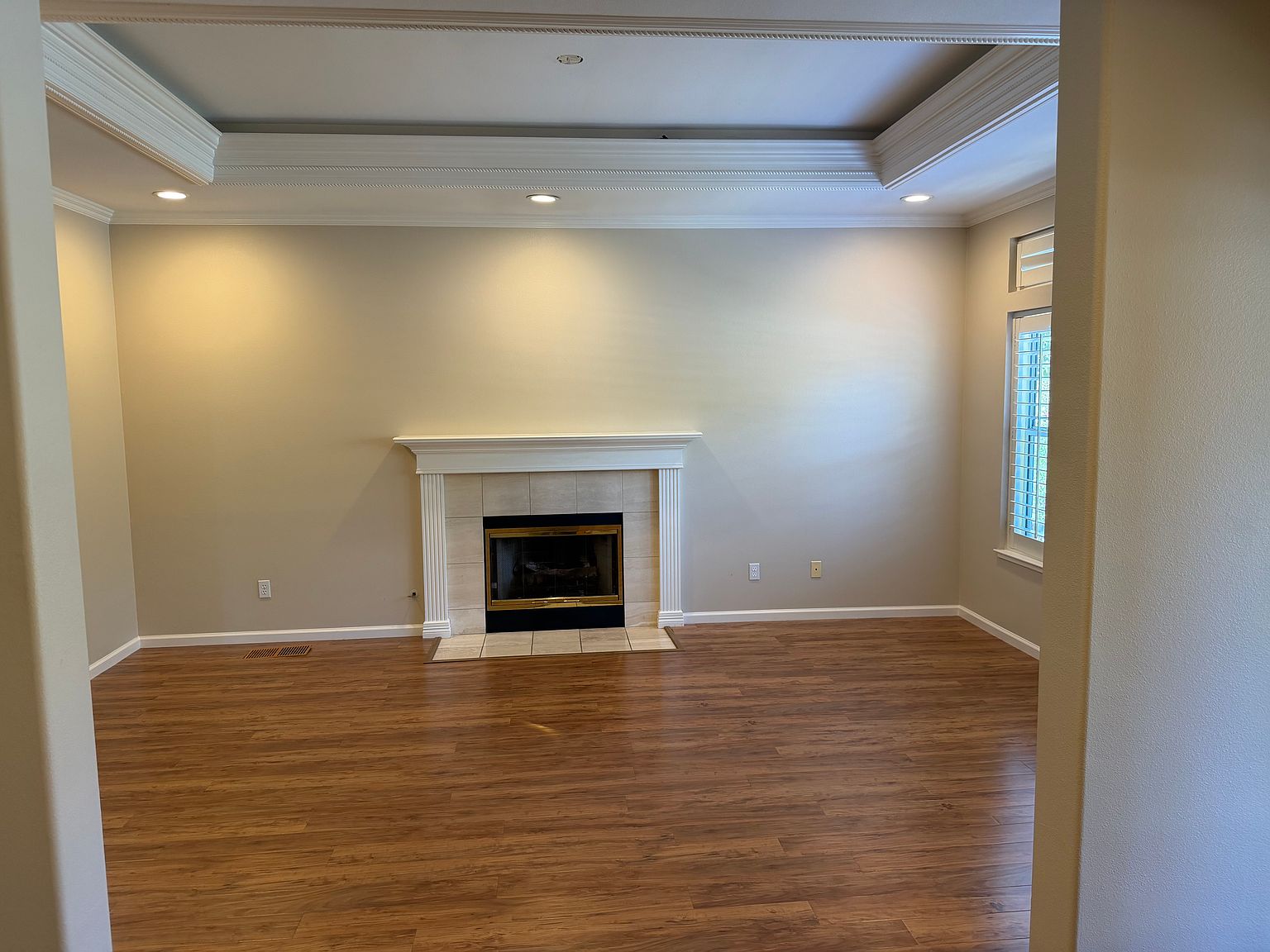 5615 Bellagio Dr photo 5