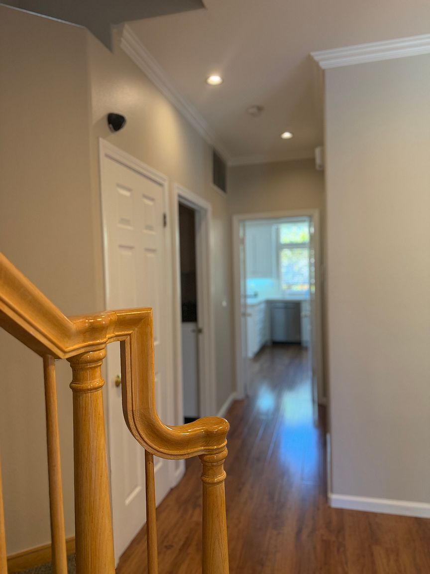 5615 Bellagio Dr photo 4