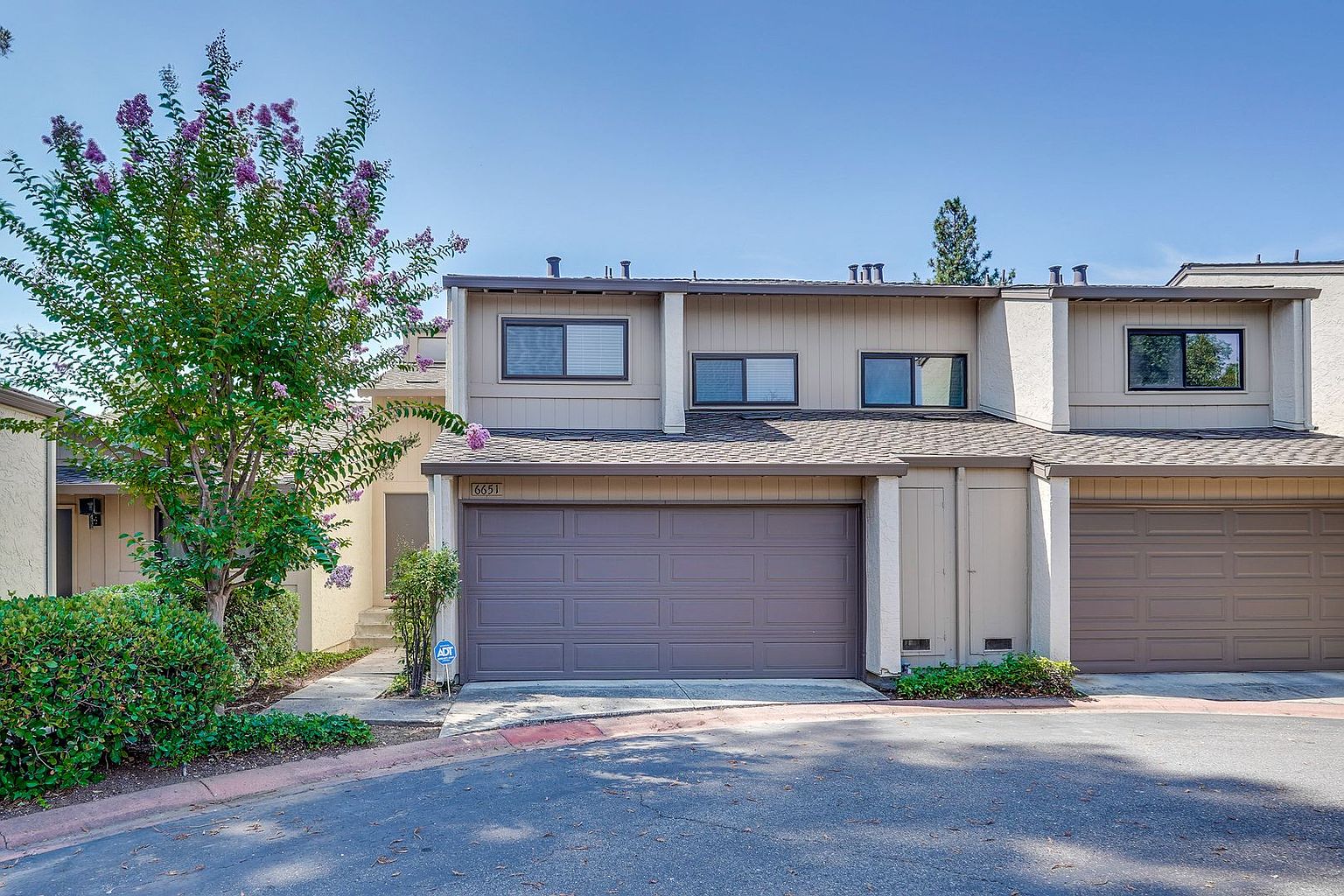 6651 Bunker Hill Ct
