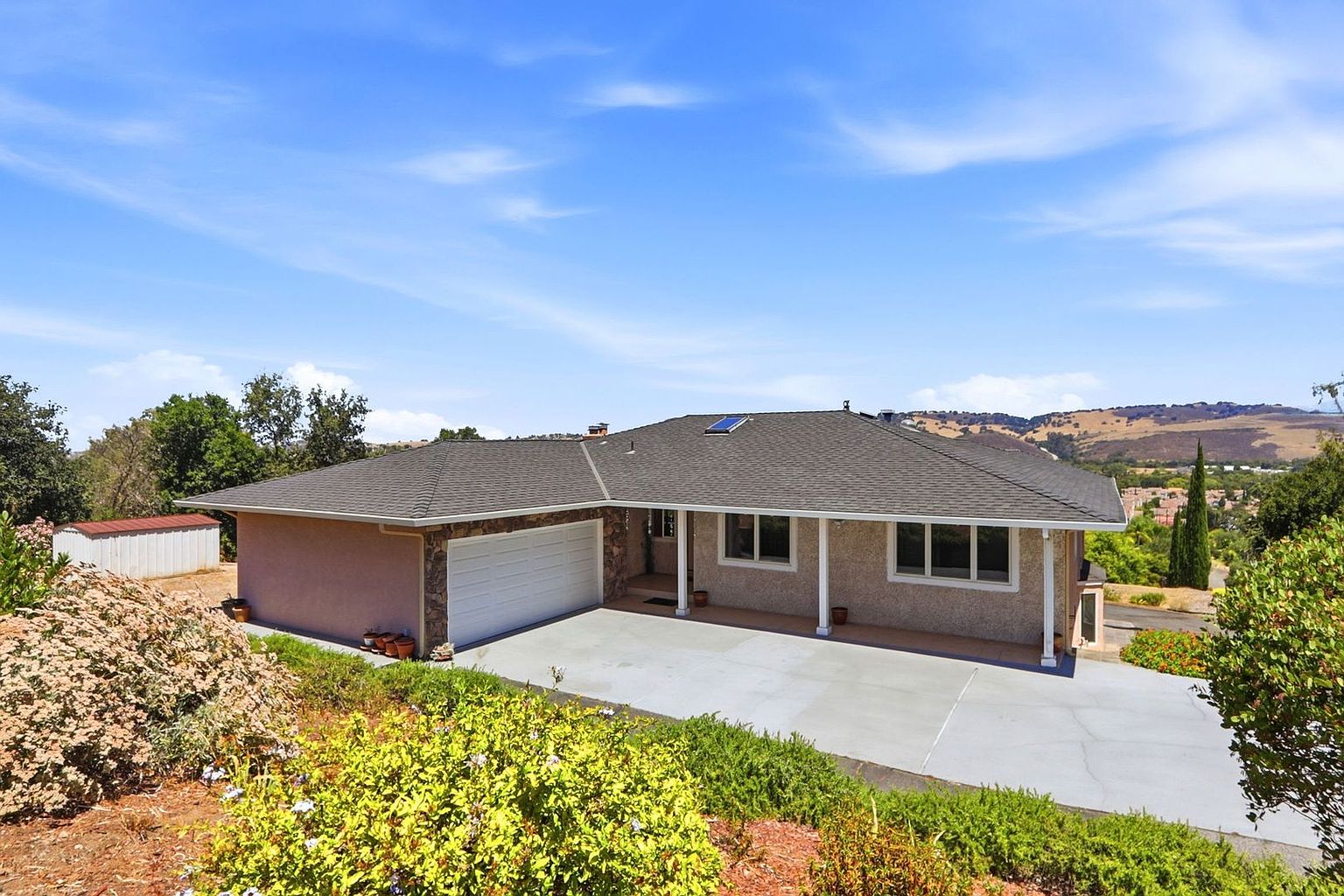 Million Dollar Views! Available Now! photo 3