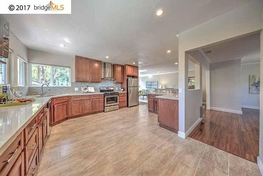 20655 Almaden Rd photo 5