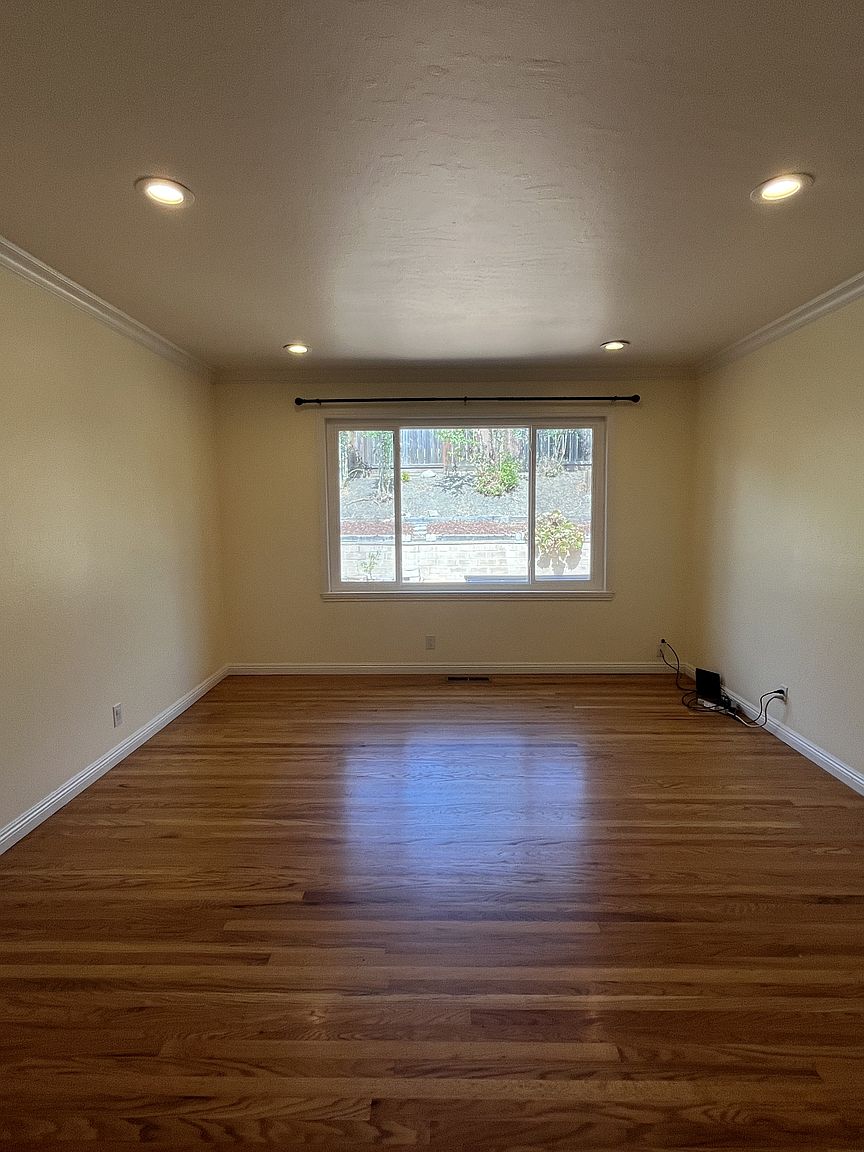 1442 Sierra Creek Way photo 2