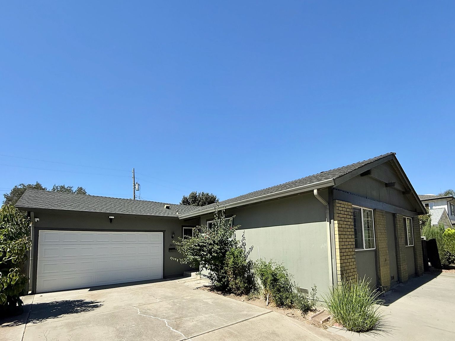 2657 Agua Vista Dr photo 2