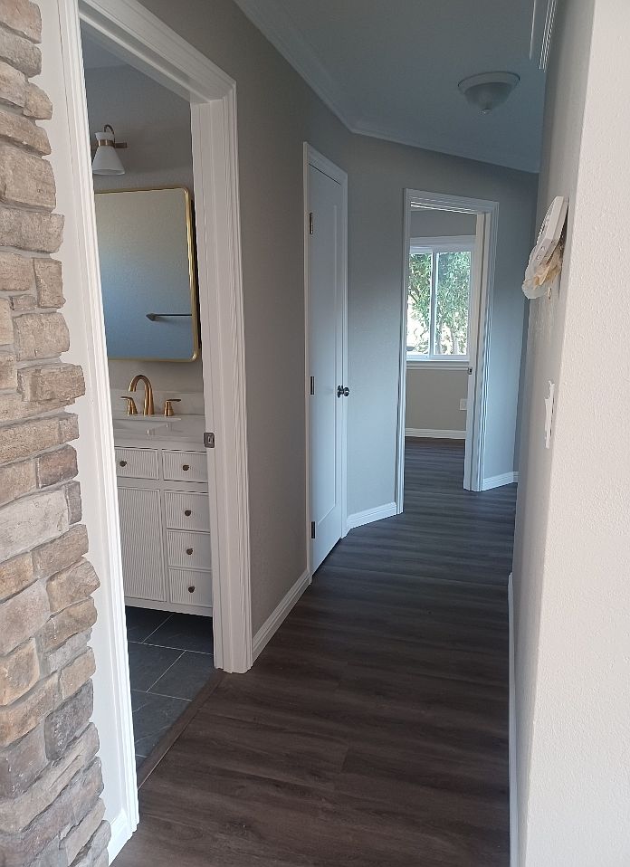 200 Staples Ave photo 5